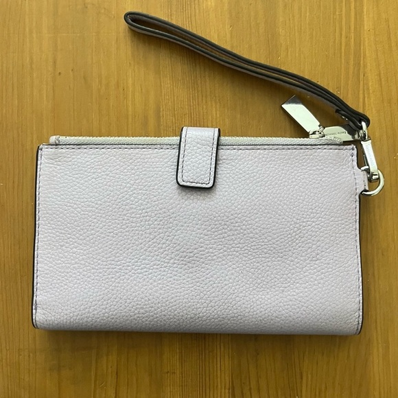 Michael Kors Adele Lilac Pebble Leather Smartphone Medium Double Zip Wallet - Picture 2 of 14